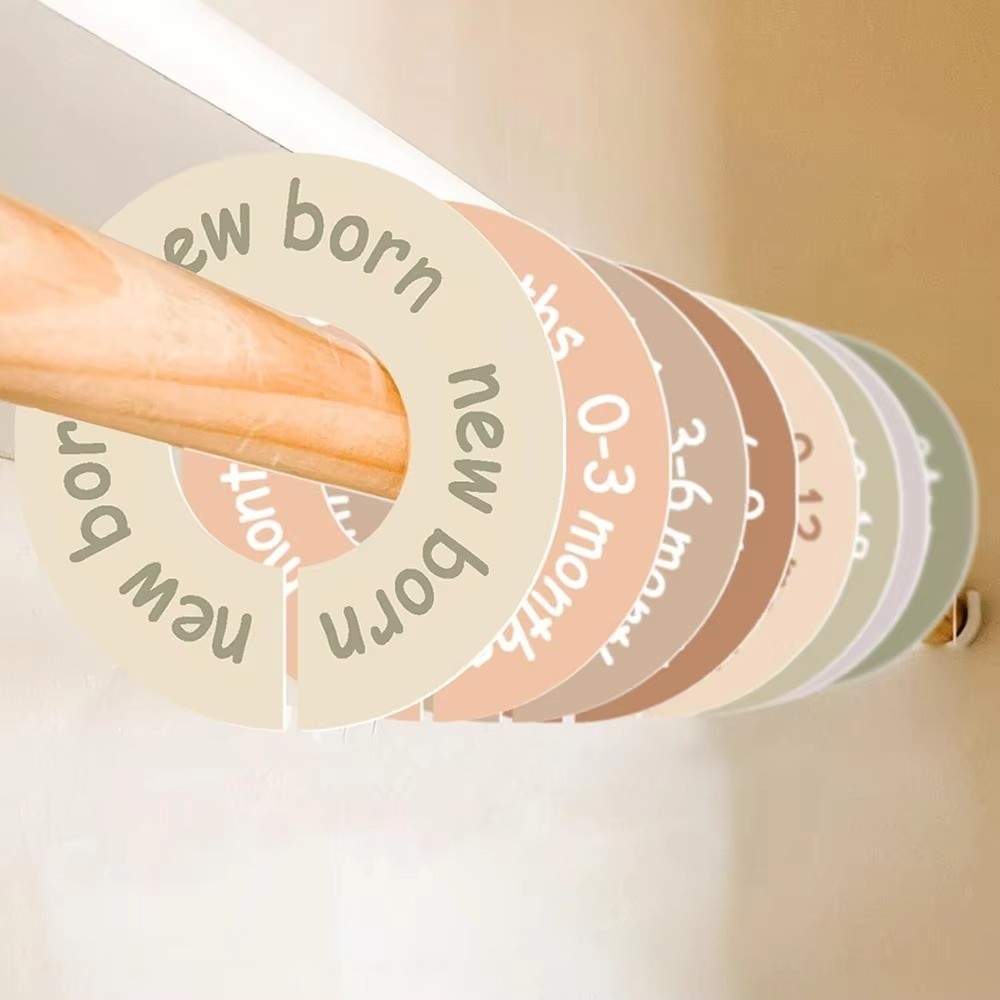 68/9 個整理用ハンガー ベビー服サイズディバイダー DI - Baby Clothing Hanger Dividers のレビューと価格