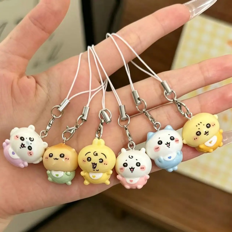 かわいい小さな樹脂製ペンダント、キュートなベビー服を着たうさ - Baby Clothing Girls のレビューと価格