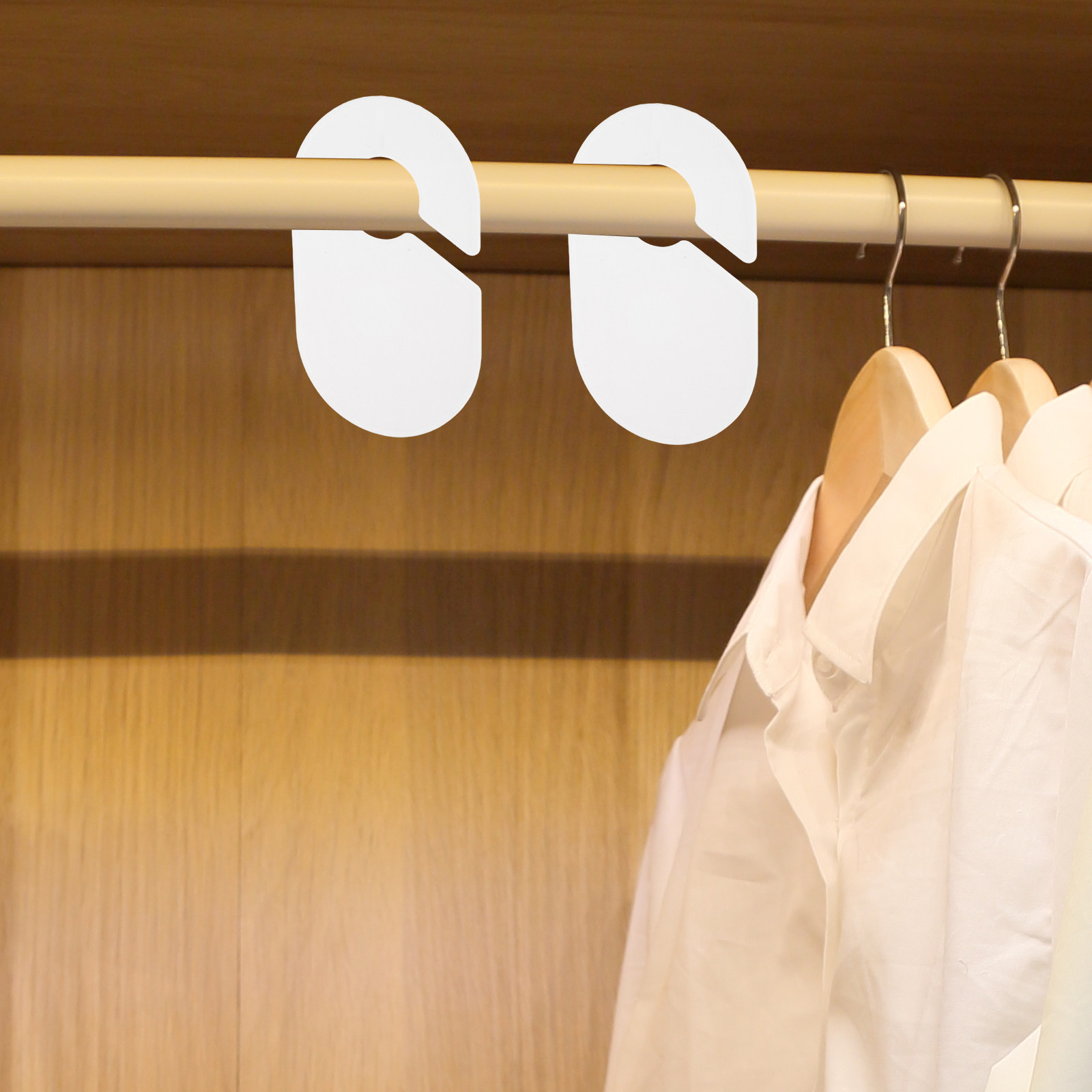10個入り プラスチック製衣類ラック仕切り ハンガーセパレー - Baby Clothing Hanger Dividers のレビューと価格